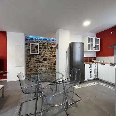 Escapade Dans Grand T2 De Charme Avec Terrasse - Proche Gare Et Centre Apartament