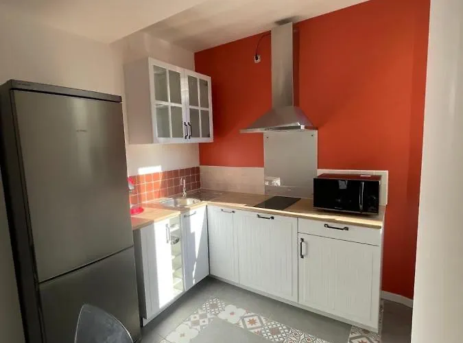 Escapade Dans Grand T2 De Charme Avec Terrasse - Proche Gare Et Centre Appartamento *