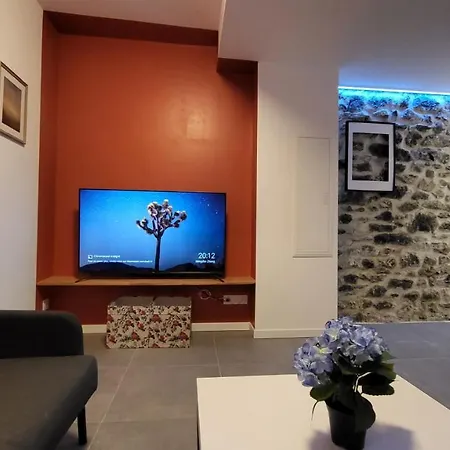 شقة Escapade Dans Grand T2 De Charme Avec Terrasse - Proche Gare Et Centre *