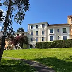Escapade Dans Grand T2 De Charme Avec Terrasse - Proche Gare Et Centre * Λούρδη