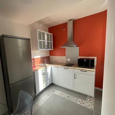 Escapade Dans Grand T2 De Charme Avec Terrasse - Proche Gare Et Centre 公寓 *