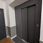 Escapade Dans Grand T2 De Charme Avec Terrasse - Proche Gare Et Centre Appartement *